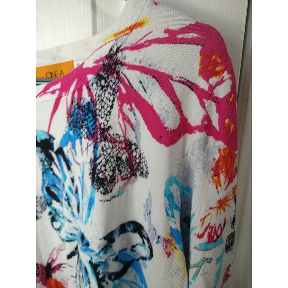 One A Size XXL WOMEN 3/4 Sleeve Sweater with Butterfly Print Spring Flight Color - Picture 4 of 9